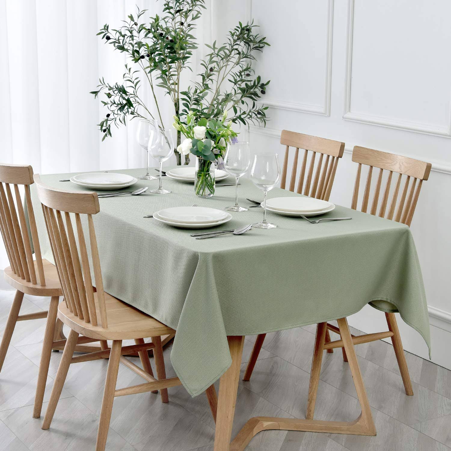 a27cdfd3ae24ef797a4b99c1cc2c5dedee3a7bb643c54eb9c8ef4c825c4caaef.jpg maxmill Textured Rectangle Tablecloth Water Resistant Wrinkle Free Spill-Proof, Soft Jacquard Table Cloth for Banquet Parties Event Holiday Dinner, - Image 1