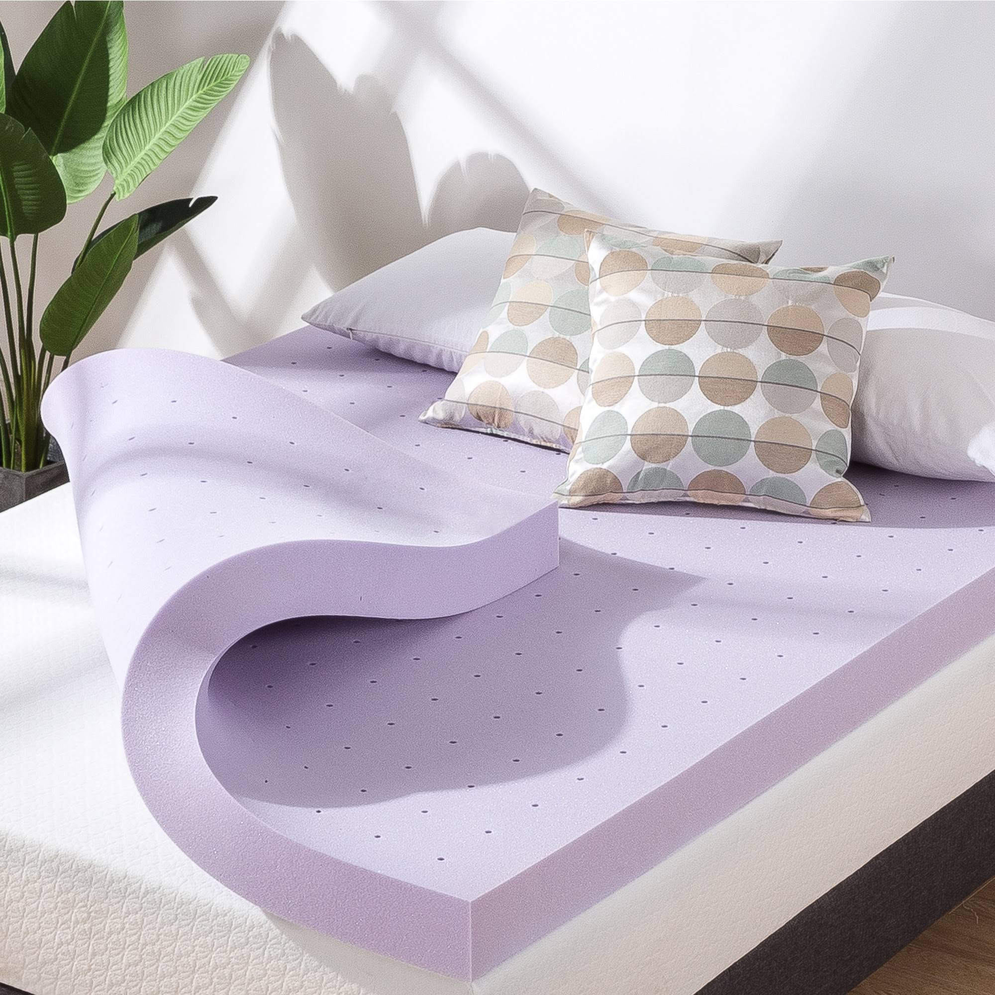 a6341400e09016cc84c997c2376d46ad28f66bf51640dcc1aa836b47d67ea15f.jpg Mellow Short Queen Ventilated Memory Foam Lavender Infusion 4" Mattress Topper - Image 1