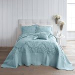 Amelia Bedspread by BrylaneHome in Seaglass (Size Twin)