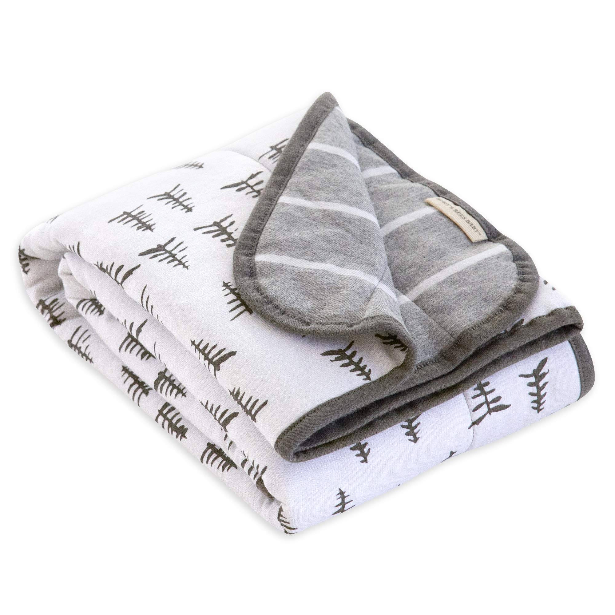 a9b89db9e338e2934ee22ee7c6afb84e2ce6cdcf714e0b5ef37edfb5950c75f0.jpg Burt's Bees Baby Organic Jersey Reversible Blanket - Pine Forest - Image 1