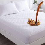 Bravbowerry Waterproof Mattress Protector,Cooling Breathable Fluffy Soft Mattress Pad,Washable Mattress Protector,Noiseless Mattress Cover,Bed Cover