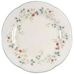Pfaltzgraff Winterberry Dinner Plate