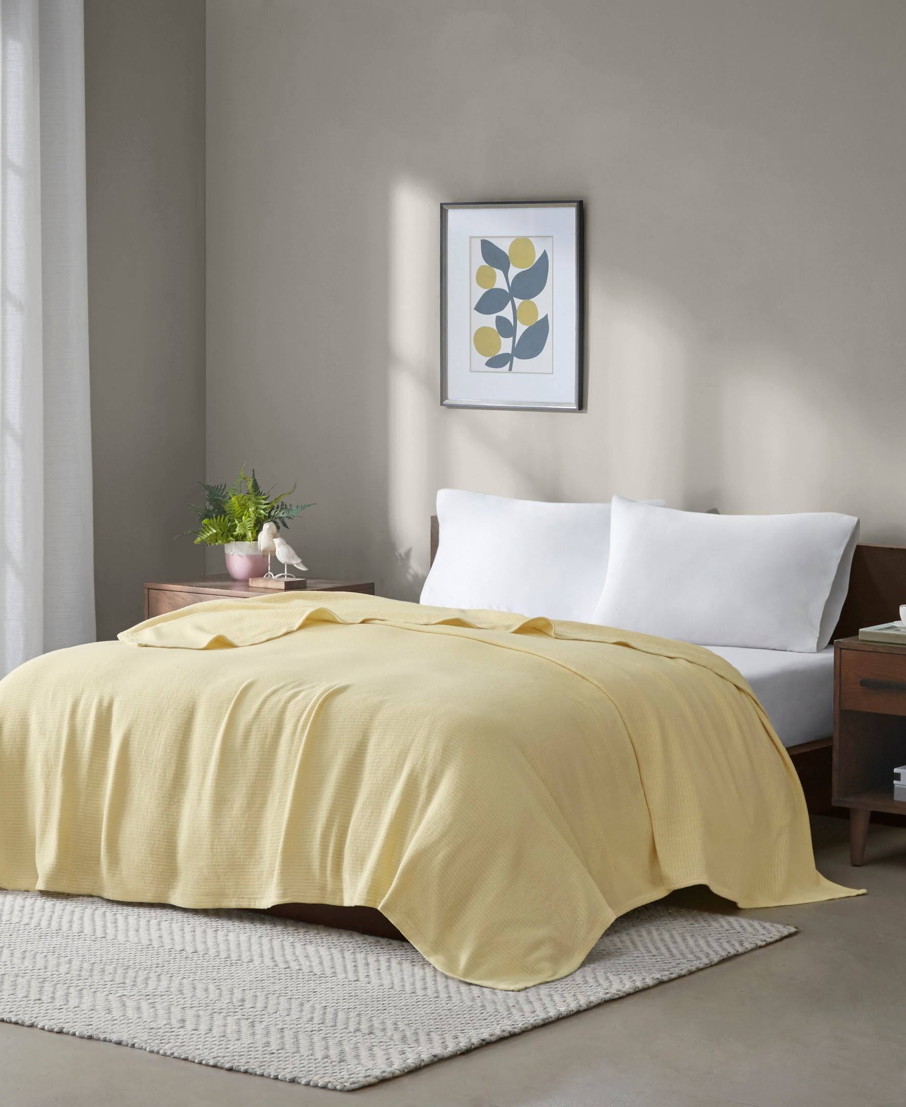 ad9e72766769bb00c8da670b09154d040da1b699f1895dbbf1032897b35e05c7.jpg Madison Park Freshspun Basketweave Cotton Blanket Yellow Full/Queen - Image 1