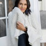 Barefoot Dreams CozyChic Honeycomb Blanket - Pearl