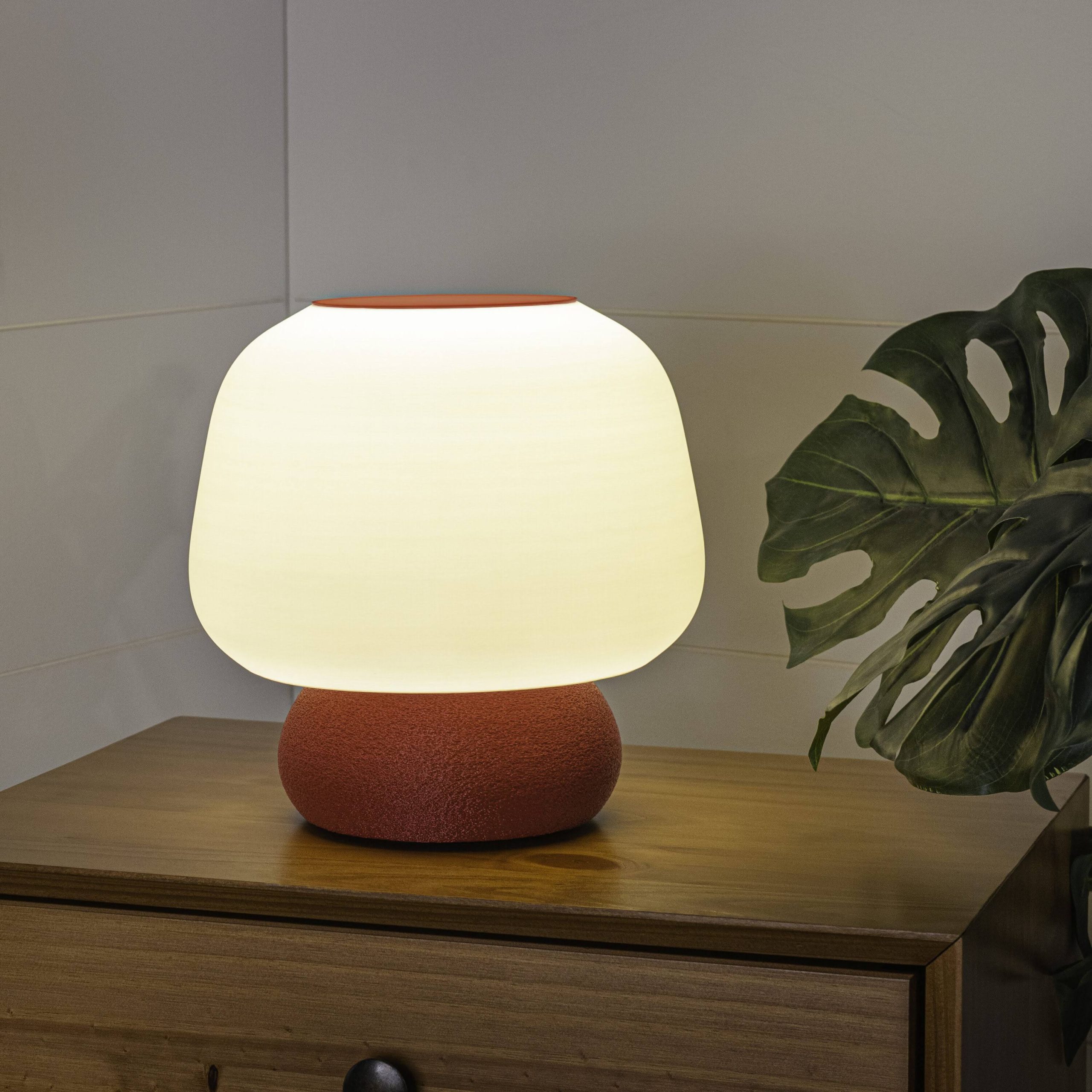 bb31d4e281e8f07b1dbf65dd3e877977190c7b3564f8fc0bec9adb9a12b11b20.jpg Jonathan Y Mushroom Modern Classic Plant-Based PLA 3D Printed Dimmable LED Table Lamp - Image 1