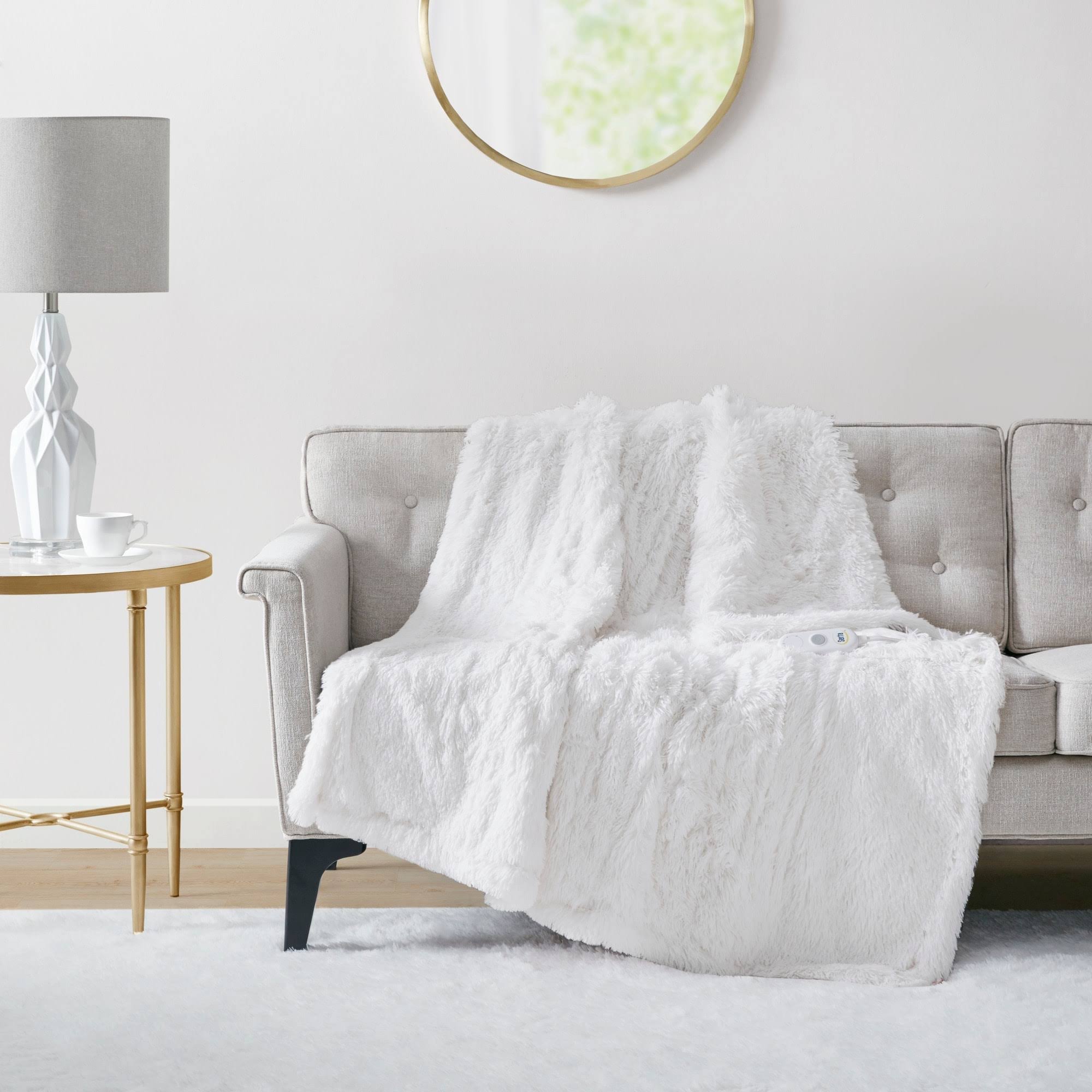 c08db6cfe0706848bd97cac00db9a62d91c7607a6a776432e0c30e4a7c331101.jpg Serta Malea Shaggy Faux Fur Heated Throw - White - Image 1