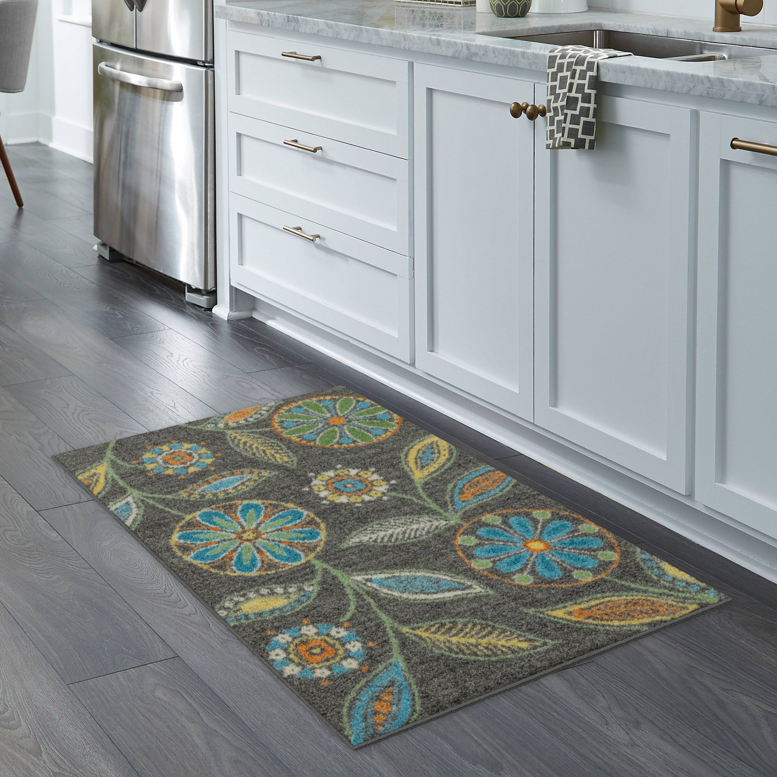 c096f20a2a730c0d59d288bdc5efc6925b178a80aca975cb6c99e78cbf5e6163.jpg Maples Rugs Reggie Accent Rug - Image 1