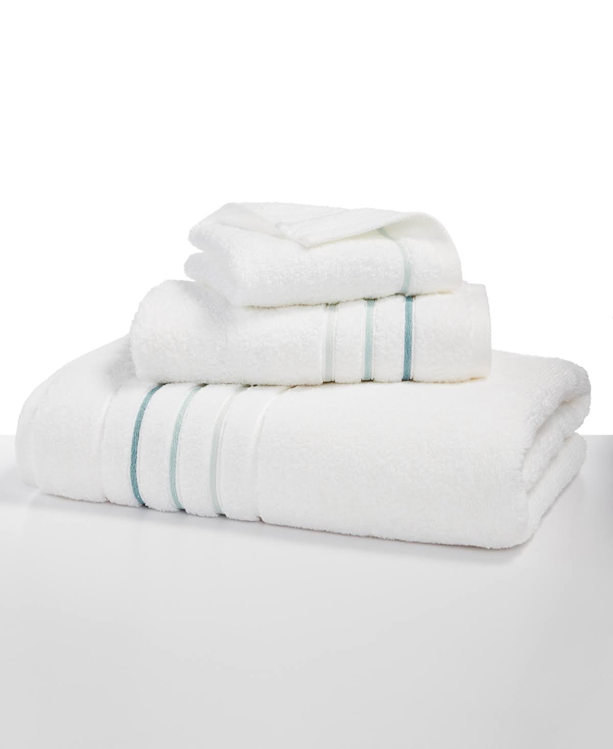 c53ac98ad17944bf624cc676db6f1c524ba53f14c1f0a74b5f5b20b6dd736724.jpg Hotel Collection Ultimate Borderline 30" x 56" Bath Towel, Created for Macy's - Green - Image 1