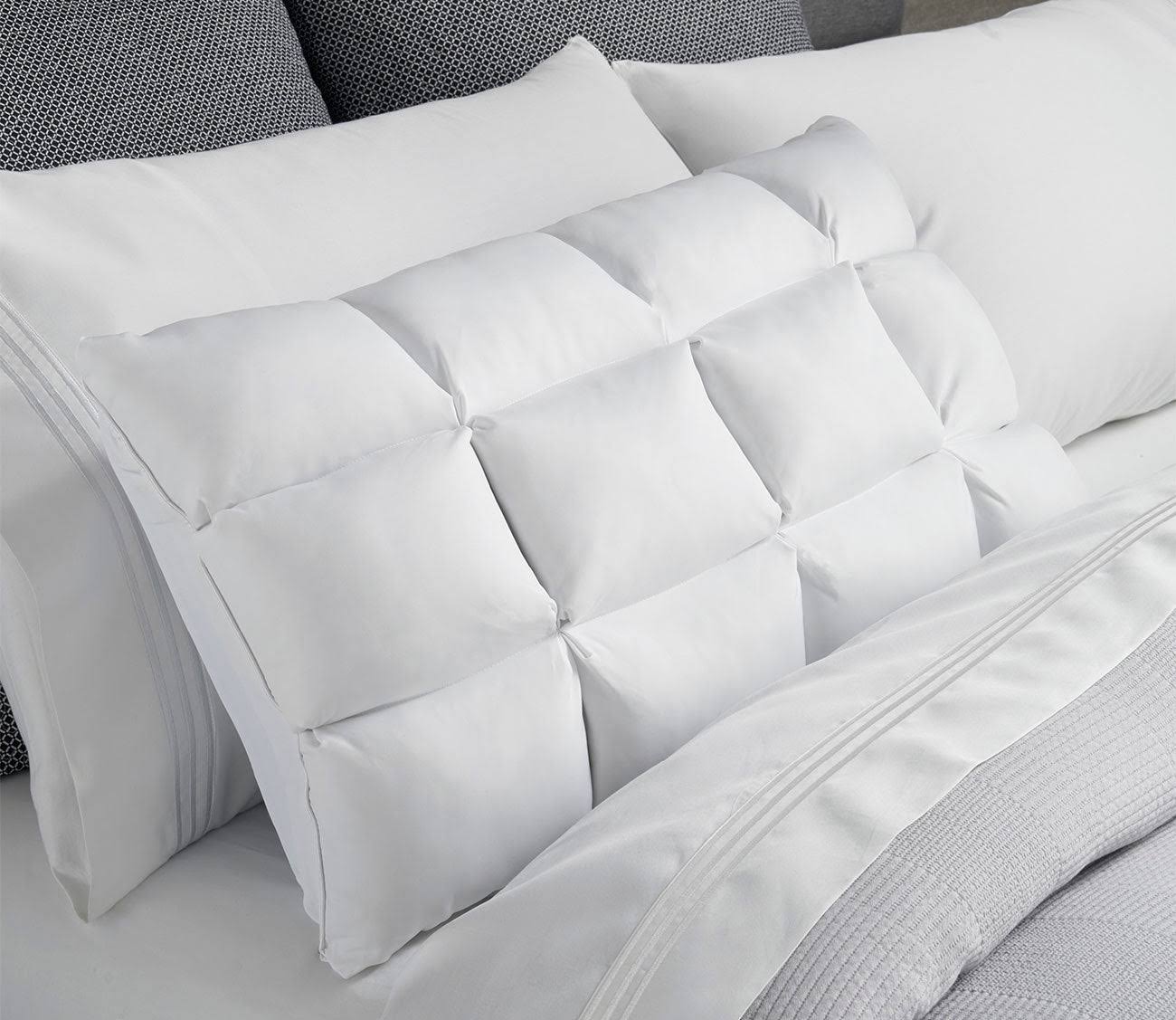 c817abc855c928879a9f1427381f1d60650a975136bb6f8722082b4127ca4f54.jpg PureCare Standard SoftCell Chill Hybrid Cooling Pillow - Image 1