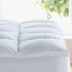 2 in. Queen Size 300-Thread Count 100% Egyptian Cotton Hypoallergenic Down Alternative Mattress Topper, White