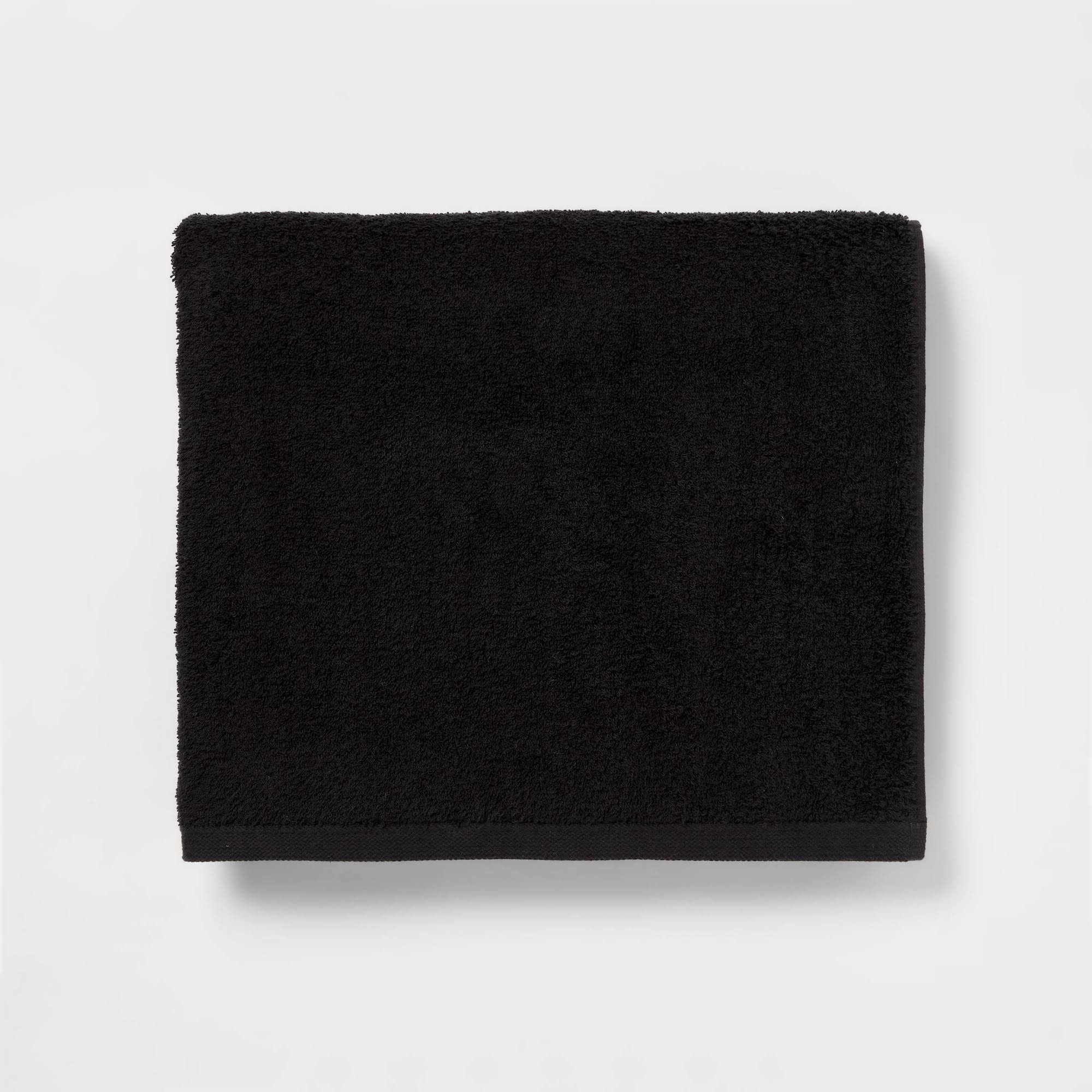 d23a708058fd041fdbd05974113f19e80207cd9957dc69ff34266f759d1f3329.jpg Everyday Bath Towel Black - Room Essentials - Image 1