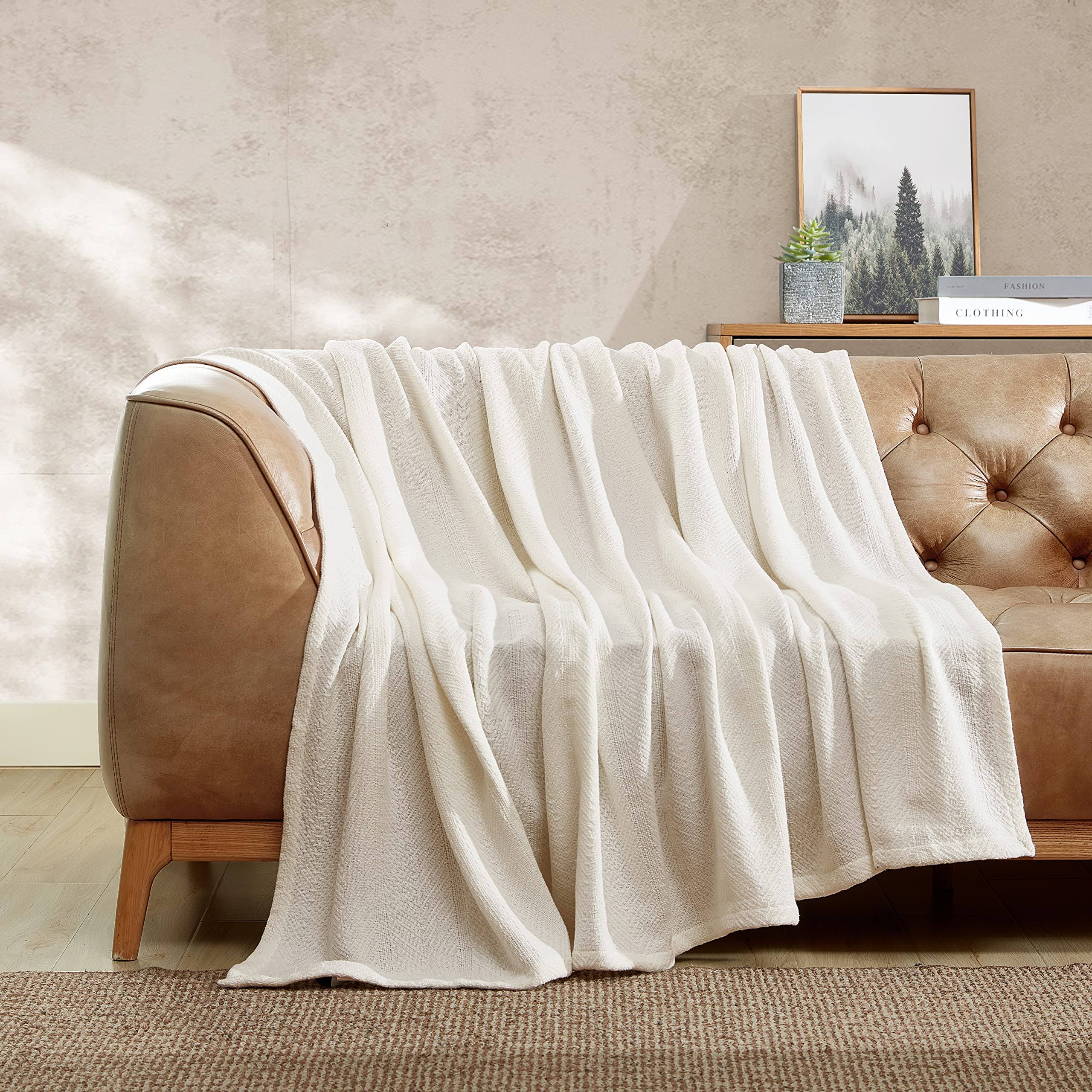 d389ab98059426d158fa2c9959484584363985171e948463610887c7101bd6a3.jpg Eddie Bauer Herringbone Cotton Blanket - Bone (Full/Queen) - Image 1