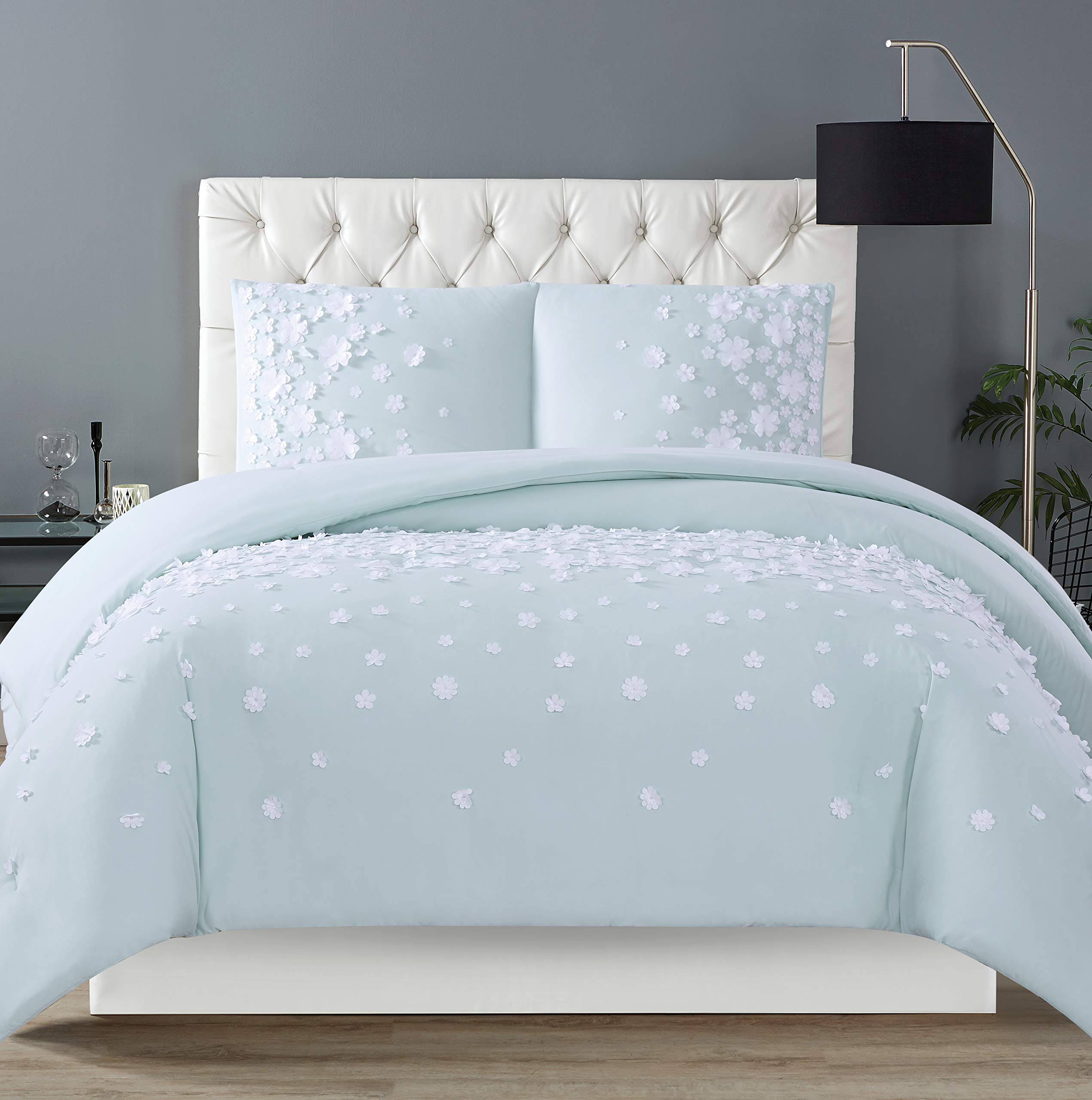 e4ea33dd3bf879bf7952de4a6021eec5f5e83fc0387f8da663ea24705a25f0d9.jpg Christian Siriano Comforter Set, Full/Queen, Confetti Flowers Mint - Image 1