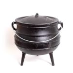 Lehman's Campfire Cooking Kettle Pot - Cast Iron Potje Dutch Oven with 3 Legs and Lid, 10.5 inch, 2 Gallon