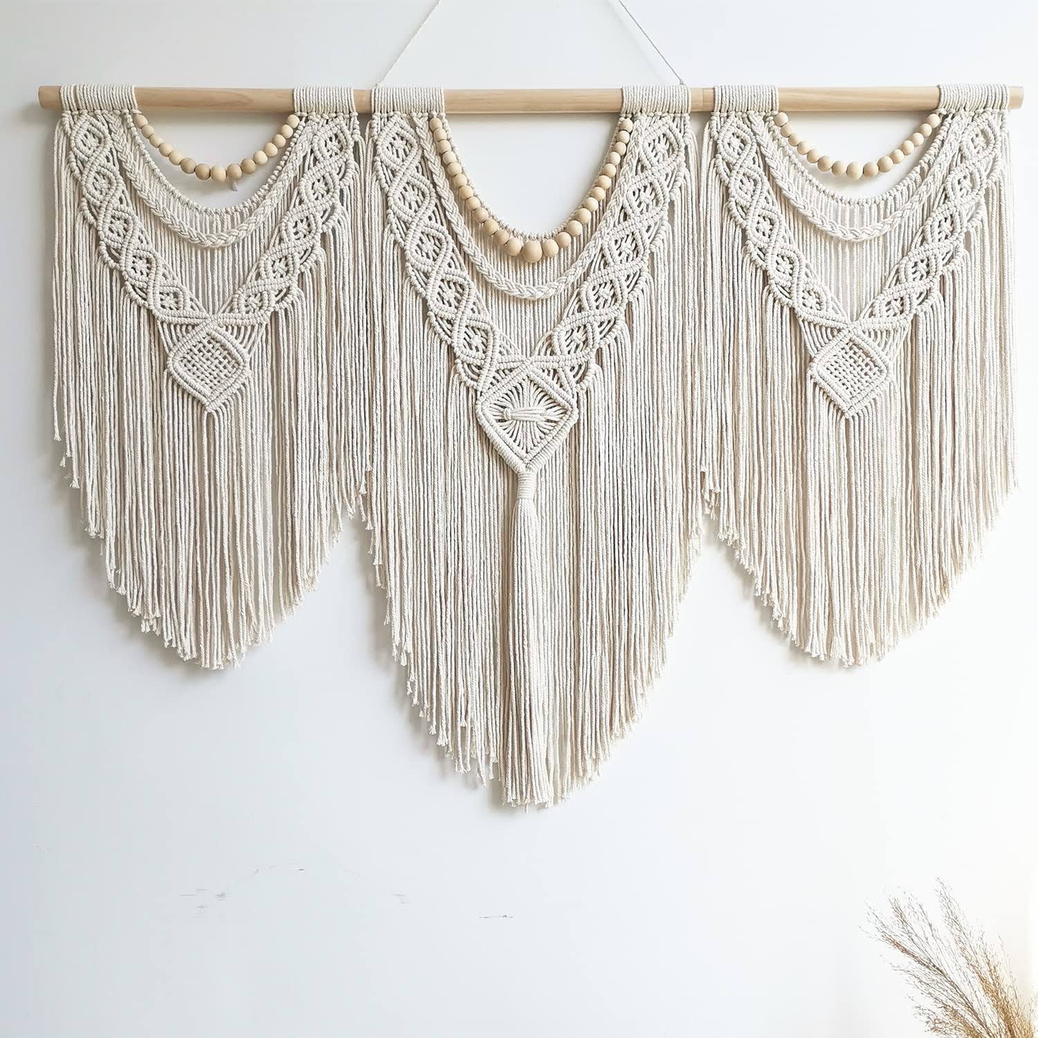 eb570d880c9467253e4762c1b03051be0c5c5e5b7b95379beb856a1c56eabfea.jpg Guzhiou Large Macrame Wall Hanging - Boho Tapestry Macrame Wall Decor Art- Chic - Image 1
