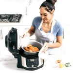 Ninja FD302 Foodi 11-in-1 Pro 6.5 Qt. Pressure Cooker & Air Fryer That Steams