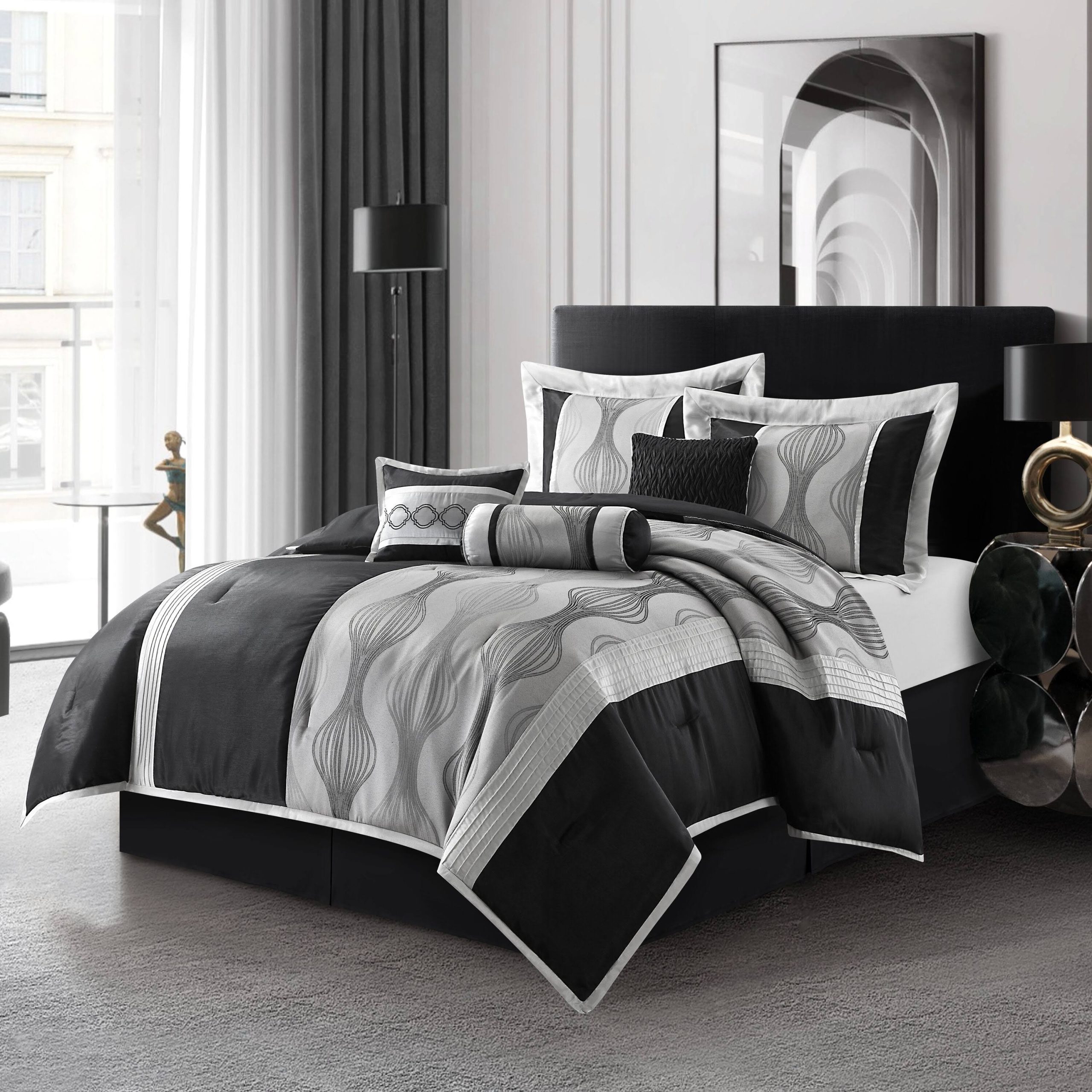 ebfbe19dabf26a983858afb343792a61df477c0fb4bd75869d744bcc61099bcd.jpg Kath 7-Piece Comforter Set, Black Silver, Abstract Moderna California King - Image 1