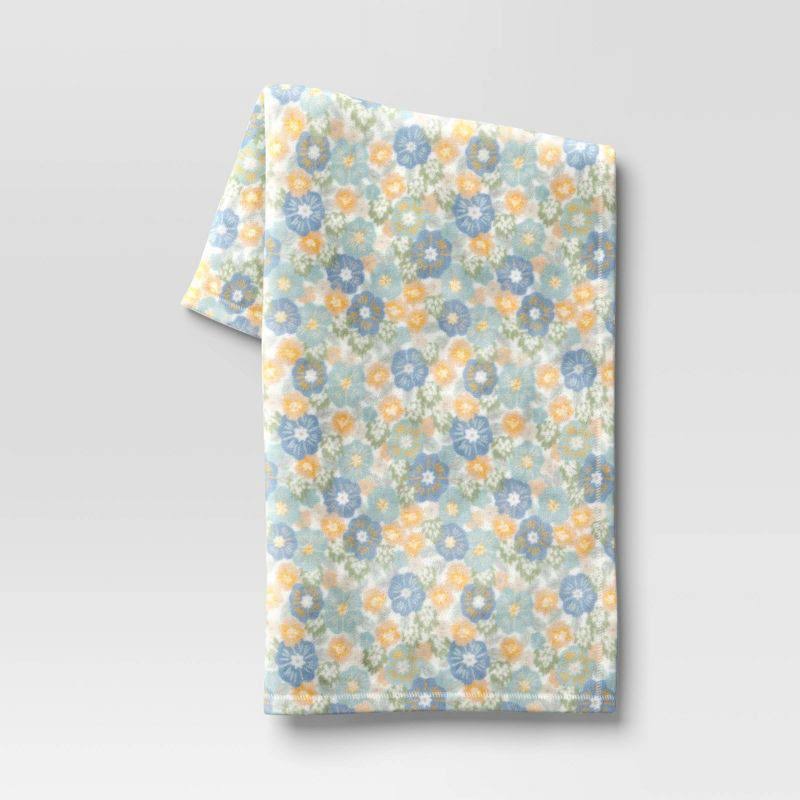 ef2ef7aed8733ad01f3d06010ab598989a14fb7a01876379b4242c79d78618cd.jpg Printed Plush Floral Throw Blanket Green - Room Essentials - Image 1