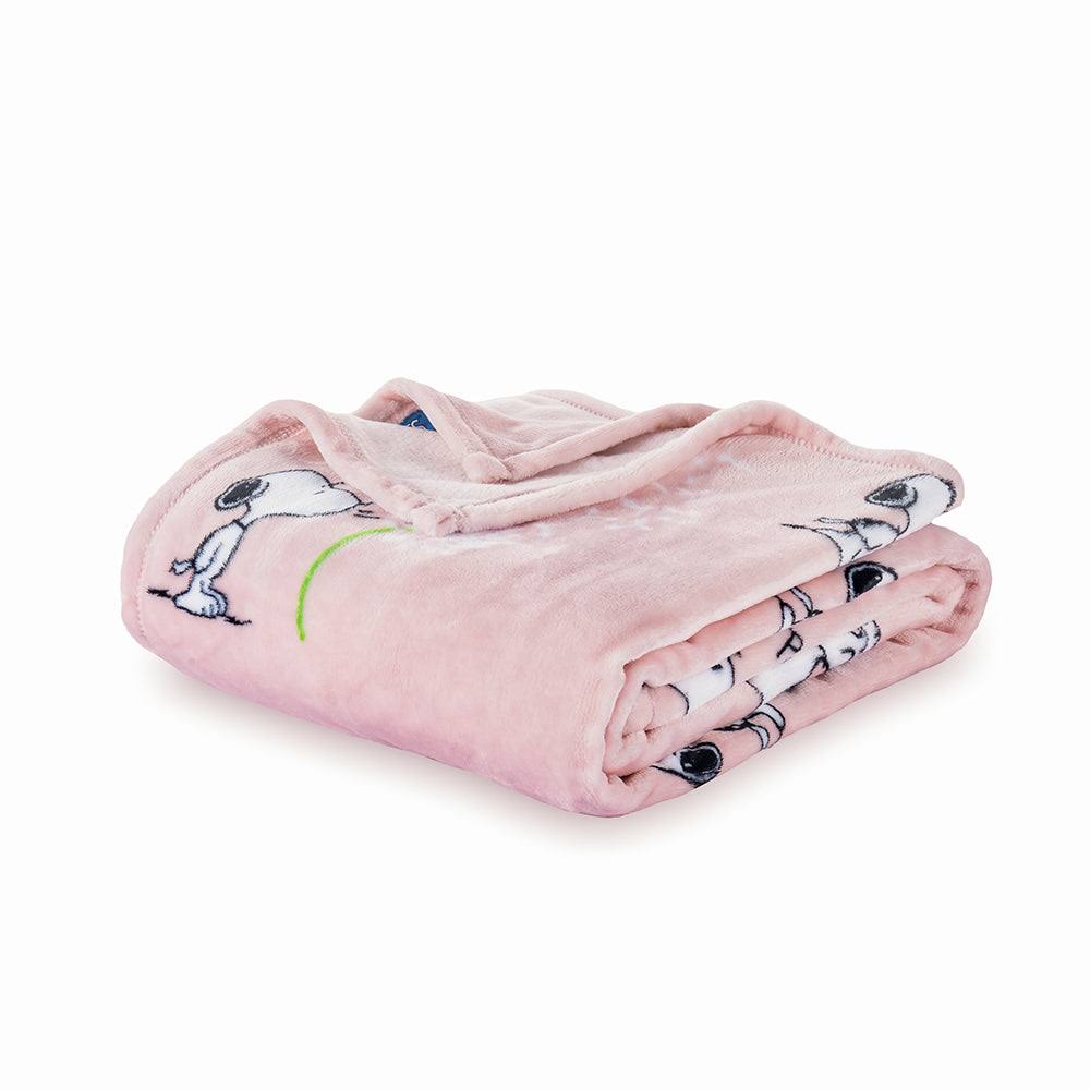 f31a2dc924c2179098404ab76c32b5984d6c5be6be0f49635c9bdee4c728ccf1.jpg Peanuts VelvetLoft Make A Wish! Throw | Throws | Berkshire Blanket and Home Co. - Image 1