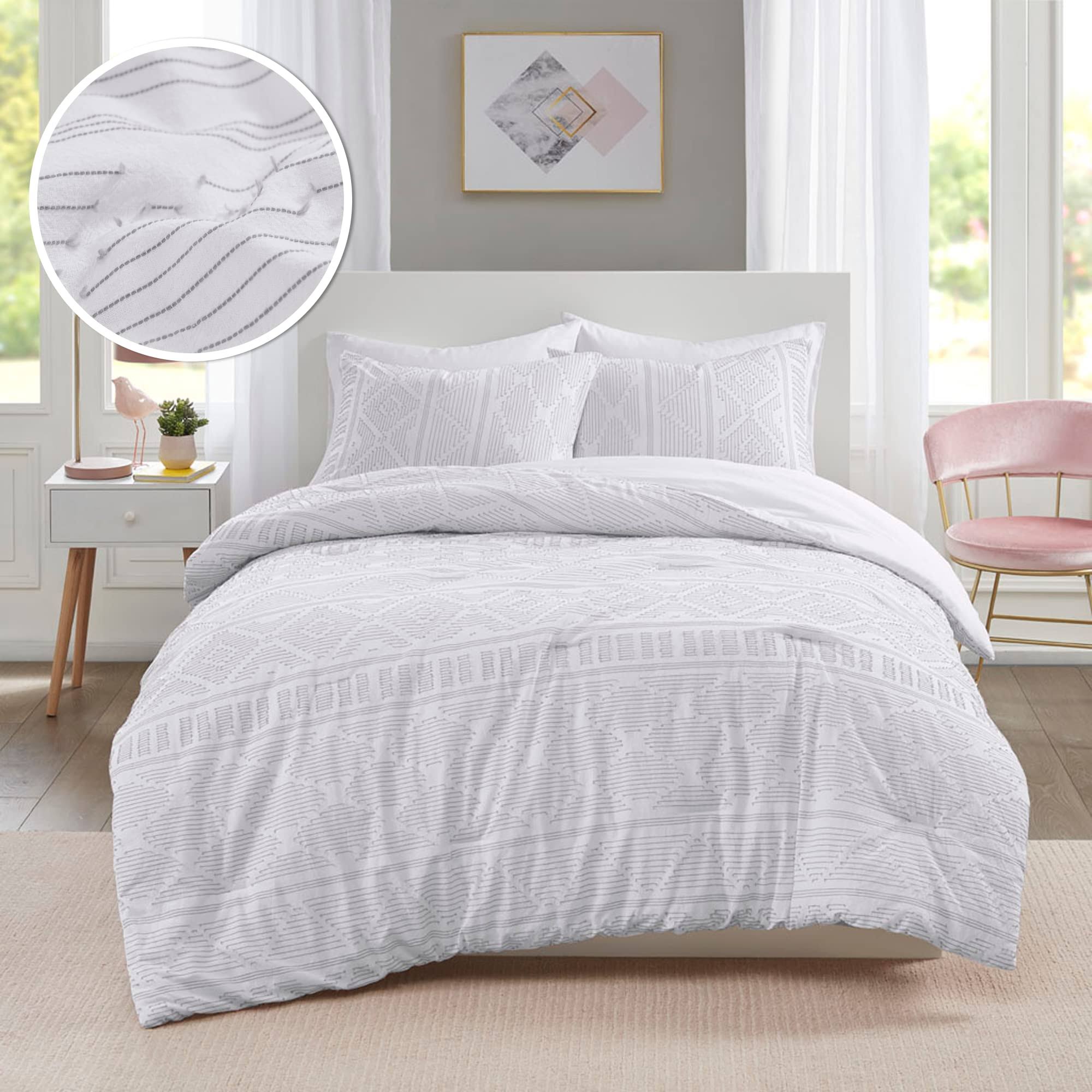 f3549ef28a1f90464bfa4bafd86711b83fff4825f5ce25e9898bd0f38274ad39-1.jpg Comfort Spaces 100% Cotton Comforter Set Clipped Jacquard Geometric Mid Century Design Hypoallergenic Down Alternative All Seas - Image 1