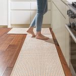 ILANGO Kitchen Rugs and Mats Non Skid Washable 2 Pcs, Absorbent Kitchen Runner Rugs for Floor, Front of Sink, Long Comfort Standing Mats for