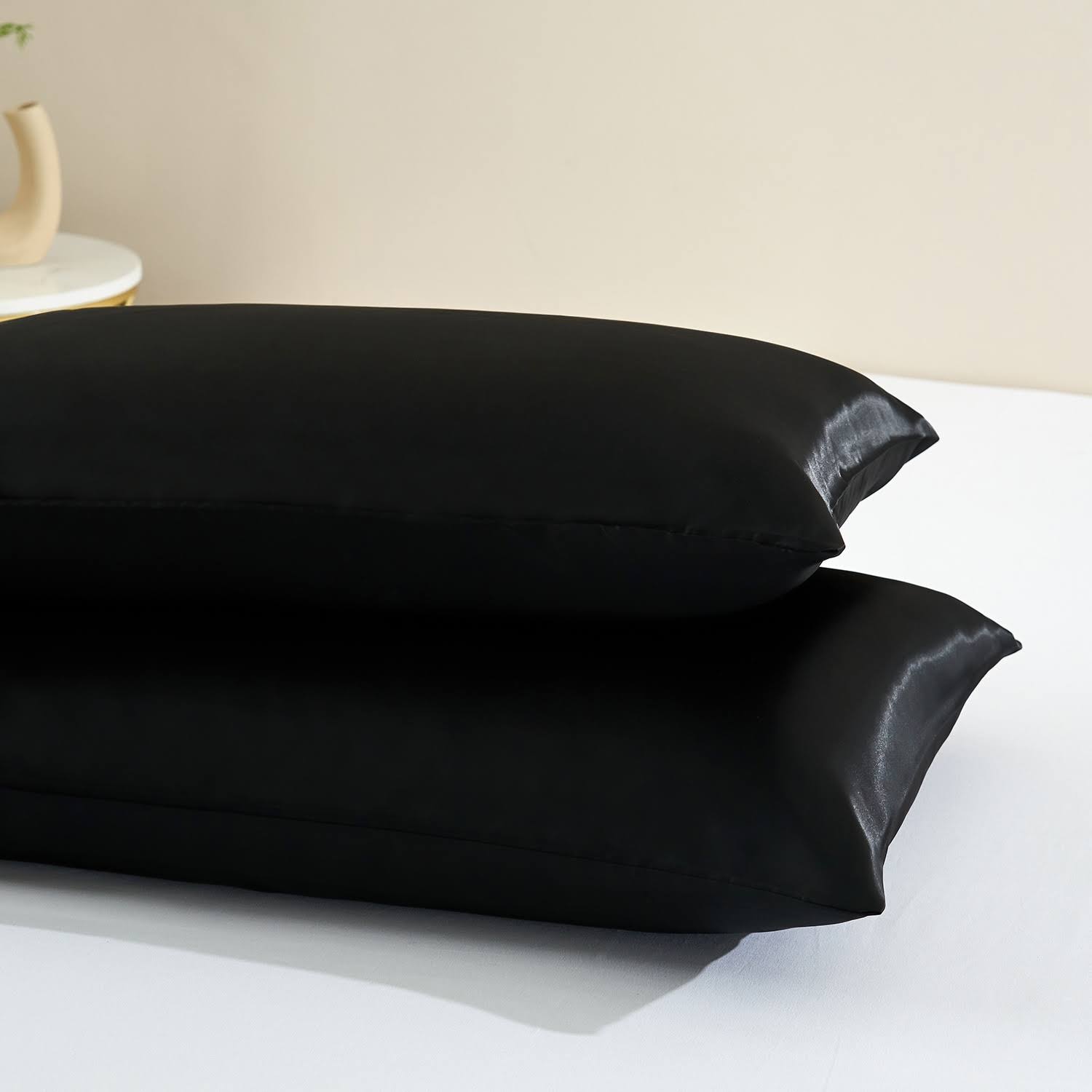 fe4db1f0c61251fd04e5606d6ad778e8e8bcccf79e9c411358dd29a46375ec58.jpg 2 Pack Satin Pillowcase Silky Pillow Cases Set - Black - Queen - Image 1