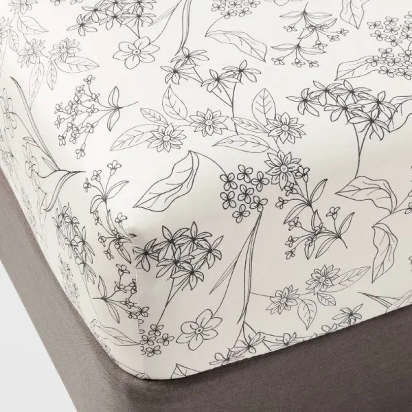 Full Cotton Blend Sateen Fitted Sheet Gray Floral - Room Essentials