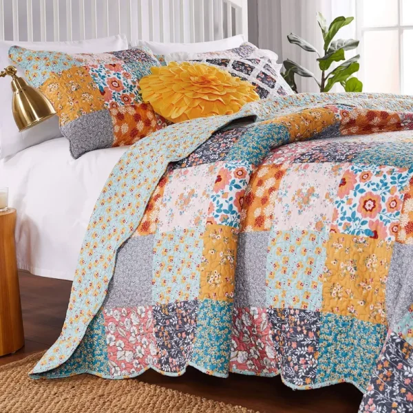 Barefoot Bungalow Carlie Quilt Set, 3-Piece Full/Queen, Calico