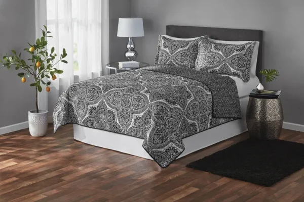 Mainstays Reversible Black & White Medallion 1-Piece Quilt, King
