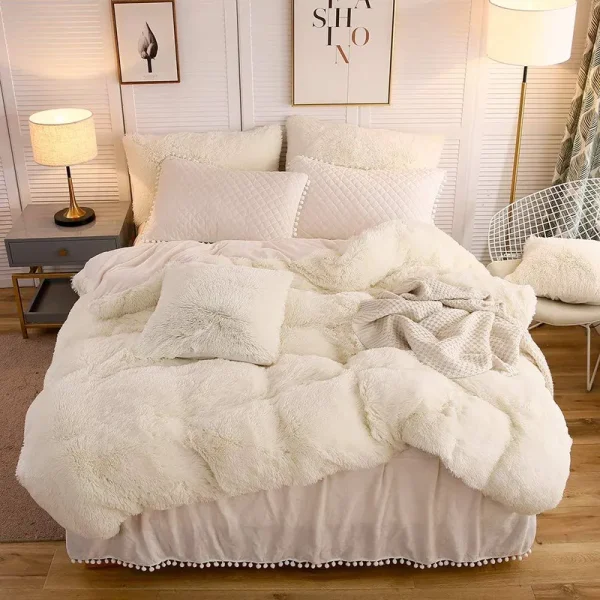 LIFEREVO Luxury Plush Shaggy Duvet Cover Set (1 Faux Fur Duvet Cover and 2 Pompoms Fringe Pillow Shams) Solid Zipper Closure (King Light Beige)