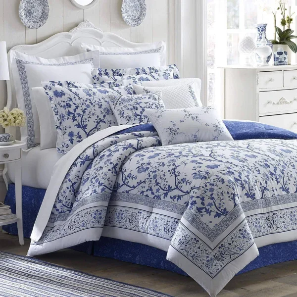 Laura Ashley Charlotte Duvet Cover Set, King - Blue