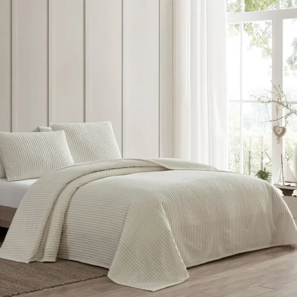 Beatrice Home Fashions Channel Chenille Bedspread King Ivory