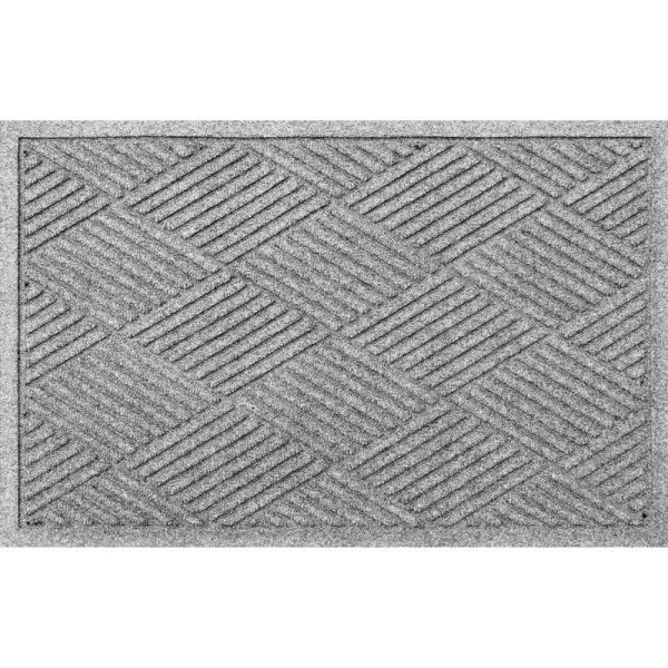 Bungalow Flooring Aqua Shield Diamonds 2' x 3' Mat Medium Grey