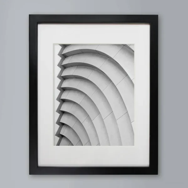 Made by Design Single Picture Gallery Frame in Black, 8" x 10"