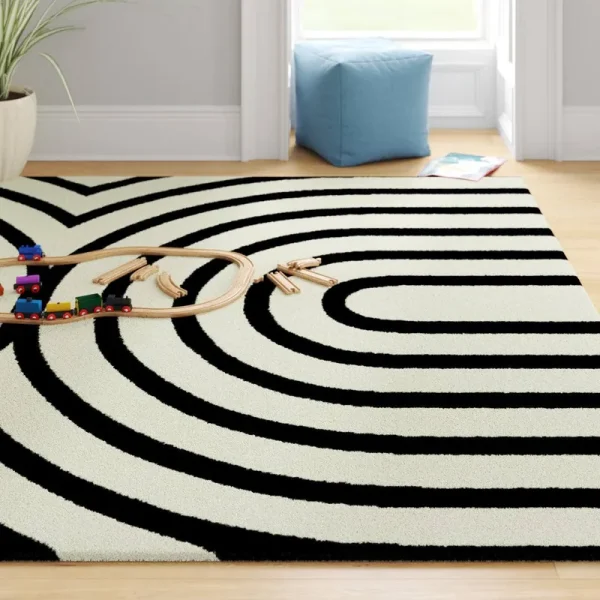 Aluesi Geometric Black/Beige Area Rug Wade Logan Rug Size: Rectangle 7'10" x 10'
