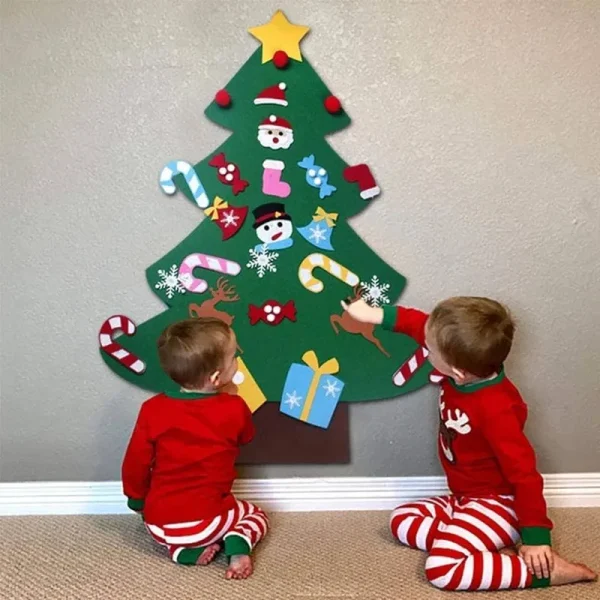 DIY Felt Christmas Tree Set with 26 Ornaments for Kids, Xmas Gifts, New Year Door Wall Hanging for Christmas Decorations (Stysle 1)