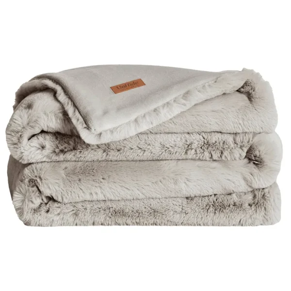 UnHide The Marshmallow 2.0 Medium Faux Fur Throw Blanket in Greige Goose