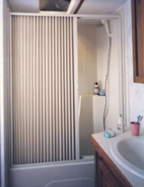 Irvine (3667SI) Ivory 36" x 67" Shower Door