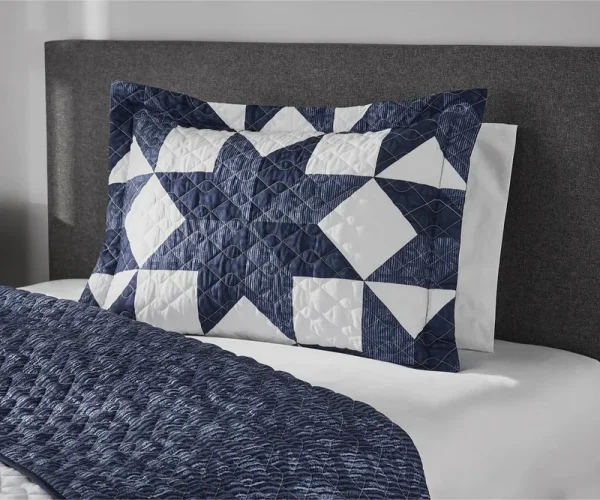 Mainstays Reversible Classic Star Quilt Standard - Blue - King Sham Each