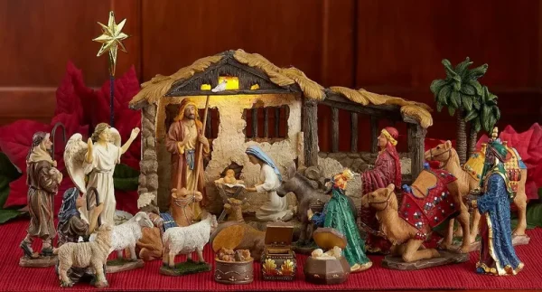 Three Kings Gifts 23 Pieces, 5-Inch The Real Life Nativity