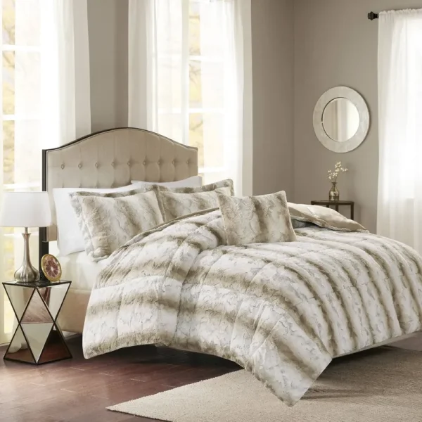 Madison Park - Zuri Faux Fur Comforter Set - Full/Queen - Sand
