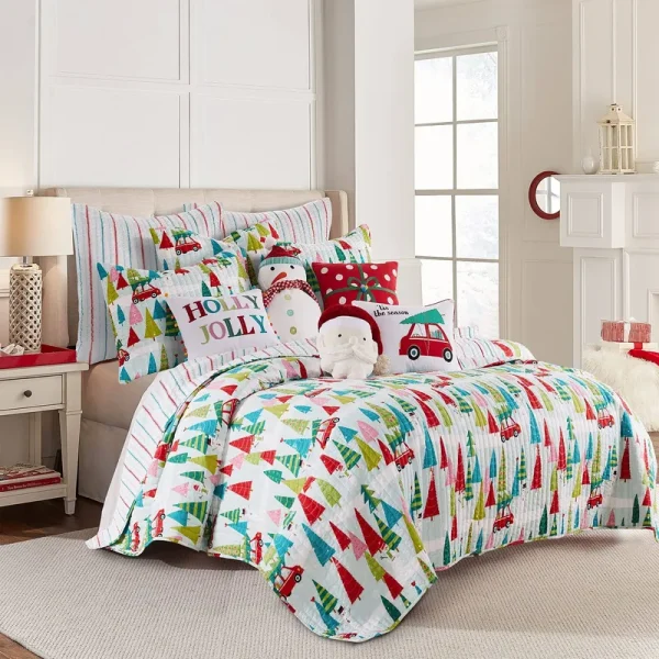 Levtex Home Merry Bright Holly Jolly Quilt, Twin - Multi