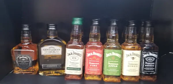 Jack Daniel's Holiday Countdown Calendar (50ml)