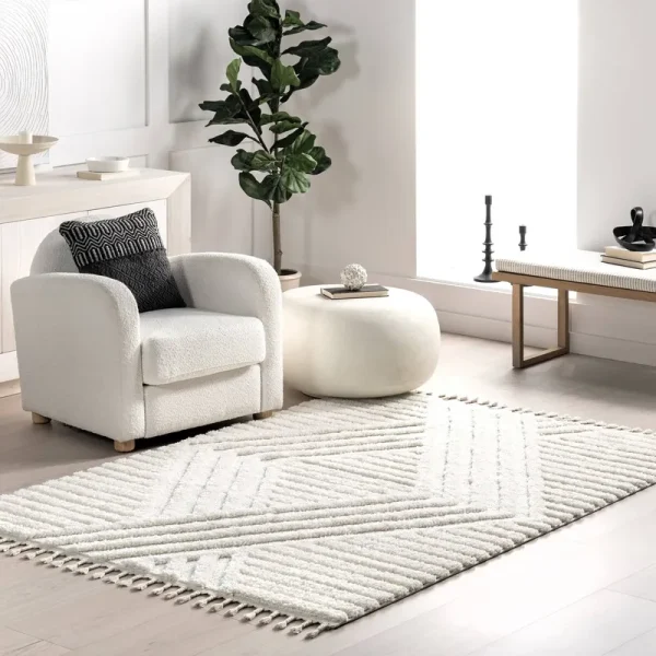 nuLOOM Risette Geometric Shag Tassel Area Rug, 5' 3 inch x 7' 6 inch, Beige
