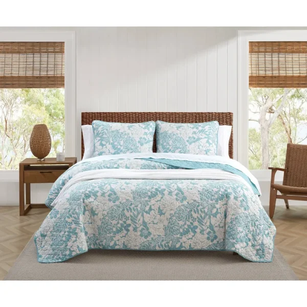 Tommy Bahama Laguna Beach Quilt Set, King, Aqua Blue