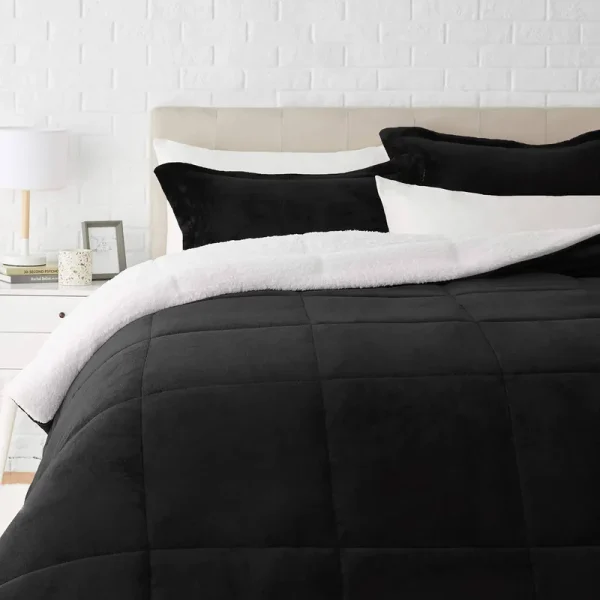 Amazon Basics Ultra-Soft Micromink Sherpa Comforter Bed Set - Black King