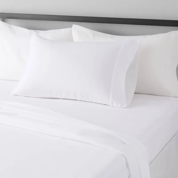 Amazon Basics Lightweight Super Soft Easy Care Microfiber Bed Sheet Set with 14-inch Deep Pockets - Twin, Bright White