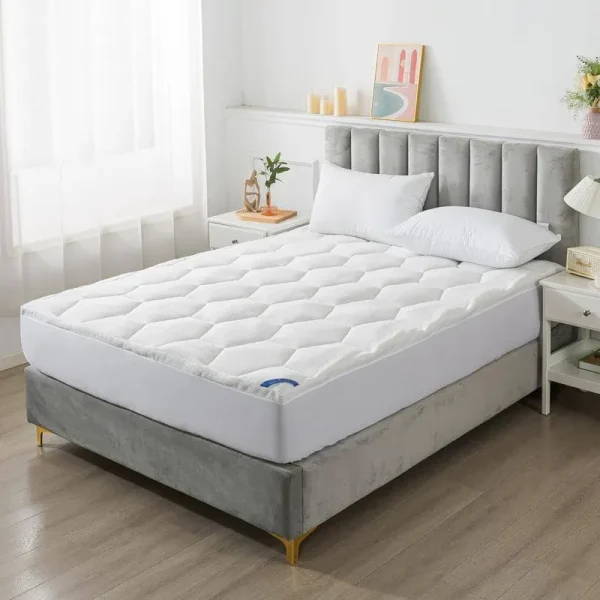 Royal Velvet Honeycomb Soft Knit Mattress Topper, White, Cal King