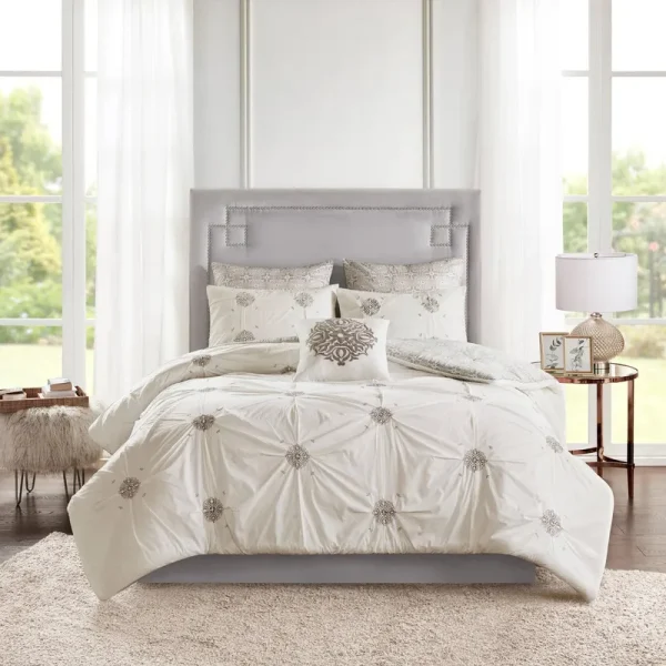 Madison Park - Malia 6 Piece Embroidered Cotton Reversible Comforter Set - Full/Queen - Ivory