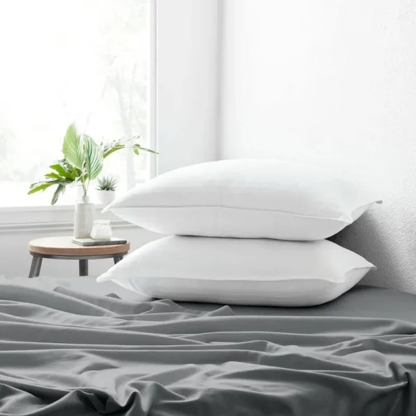 Home Collection 2-Pack Plush Down Alternative Gel Fiber Pillows, White, Queen